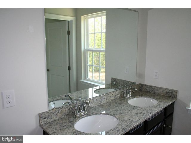 118 MERIDIAN LN, Sewell, NJ 08080