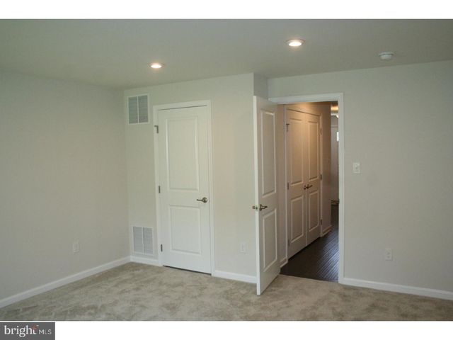 118 MERIDIAN LN, Sewell, NJ 08080