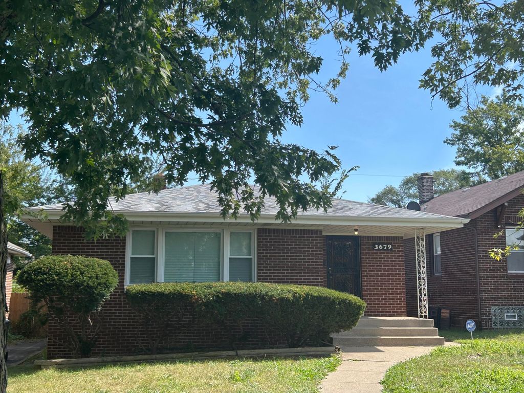 3679 Monroe Street, Gary, IN 46408