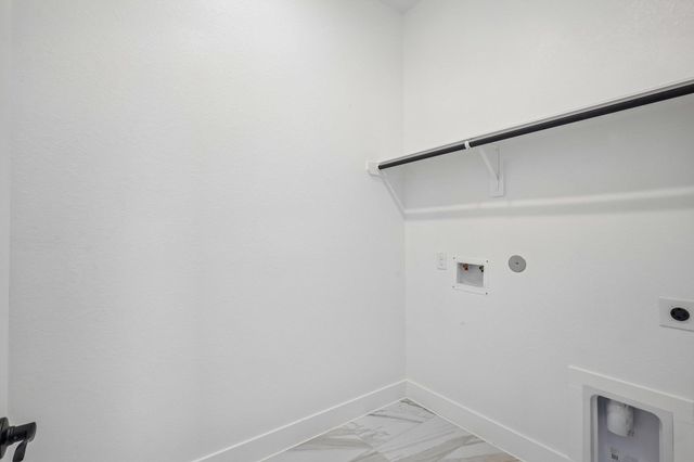 17804 Rolling DR, Manor, TX 78653