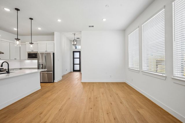 17804 Rolling DR, Manor, TX 78653