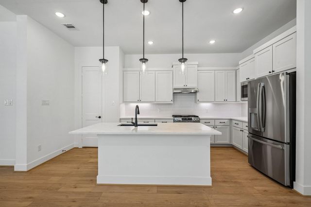 17804 Rolling DR, Manor, TX 78653