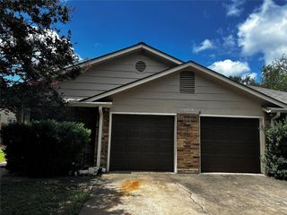 12218 Dundee DR A, Austin, TX 78759
