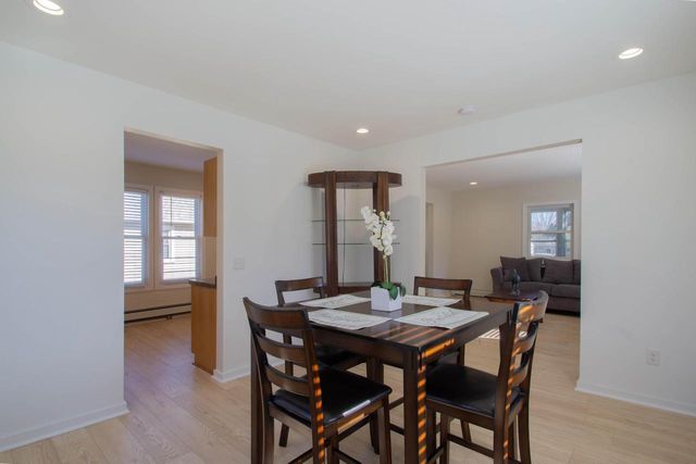 520 N Montgomery STREET, Watertown, WI 53098