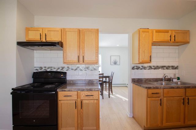 520 N Montgomery STREET, Watertown, WI 53098