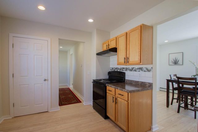 520 N Montgomery STREET, Watertown, WI 53098