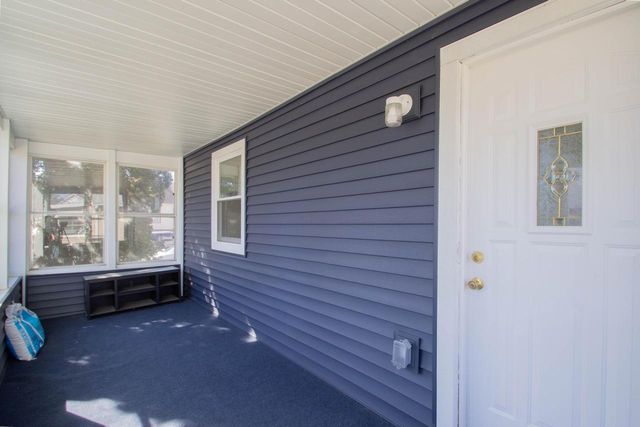 520 N Montgomery STREET, Watertown, WI 53098