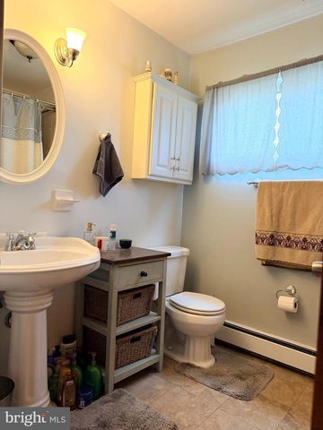 923 ROSA AVE, Croydon, PA 19021