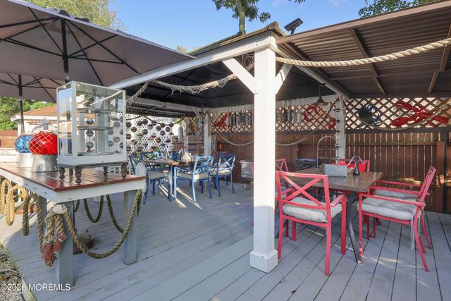 1624 6th Avenue, Toms River, NJ 08757