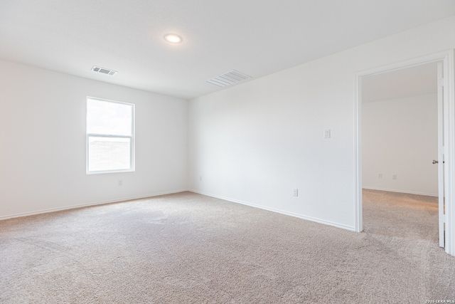 6941 DORATO RDG, Elmendorf, TX 78112