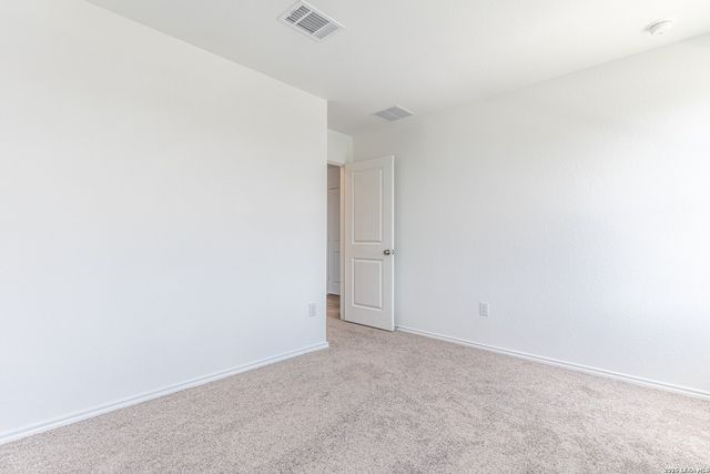 6941 DORATO RDG, Elmendorf, TX 78112