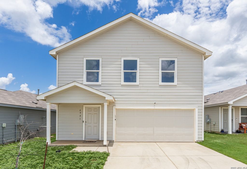 6941 DORATO RDG, Elmendorf, TX 78112