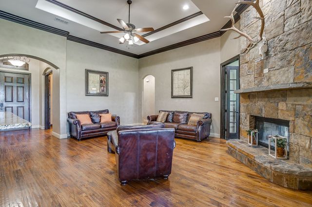 157 Pack Saddle Trail, Weatherford, TX 76088