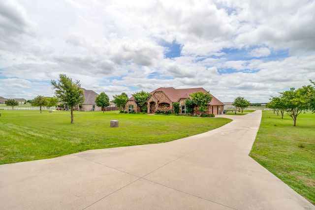 157 Pack Saddle Trail, Weatherford, TX 76088