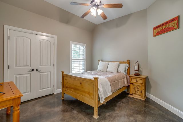 157 Pack Saddle Trail, Weatherford, TX 76088