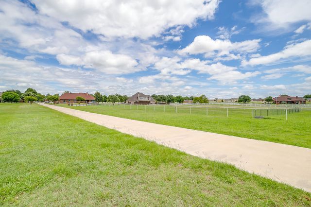 157 Pack Saddle Trail, Weatherford, TX 76088