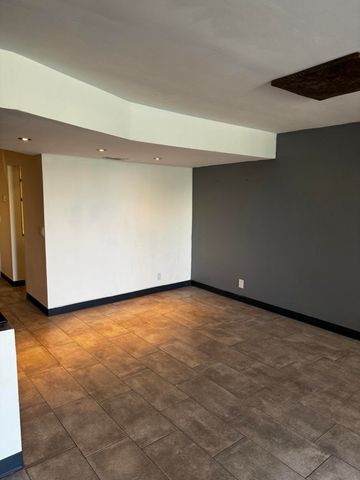 2828 Tennis Club Drive 202, West Palm Beach, FL 33417
