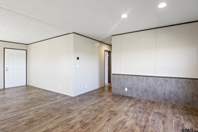 724 NE County Road 2170, Mt Vernon, TX 75457