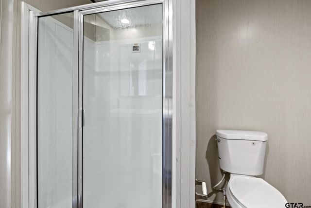 724 NE County Road 2170, Mt Vernon, TX 75457