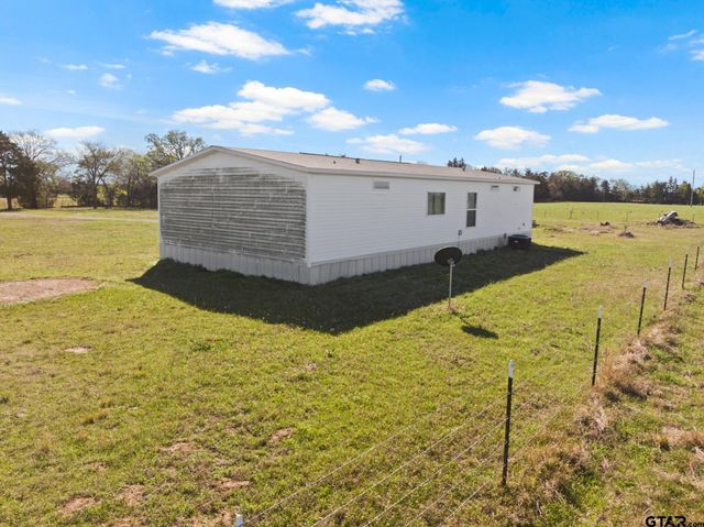 724 NE County Road 2170, Mt Vernon, TX 75457
