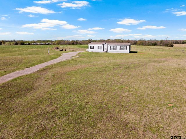724 NE County Road 2170, Mt Vernon, TX 75457