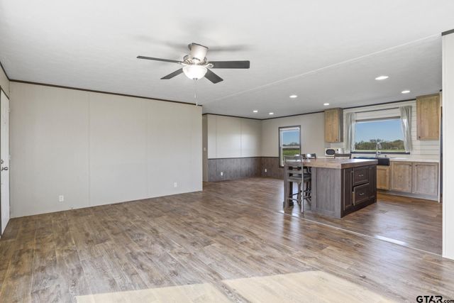 724 NE County Road 2170, Mt Vernon, TX 75457