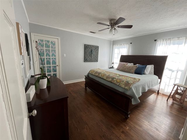 30 W Parnell Street, Denison, TX 75020