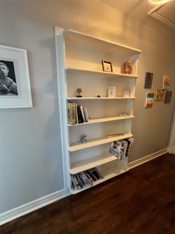 30 W Parnell Street, Denison, TX 75020