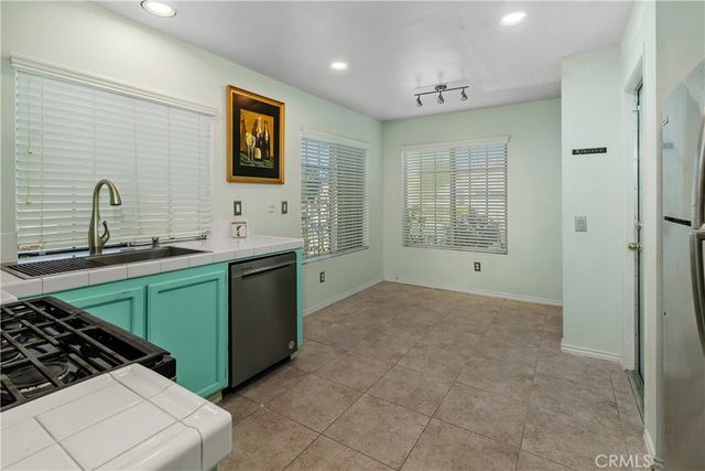 28098 Lemonwood, Menifee, CA 92584