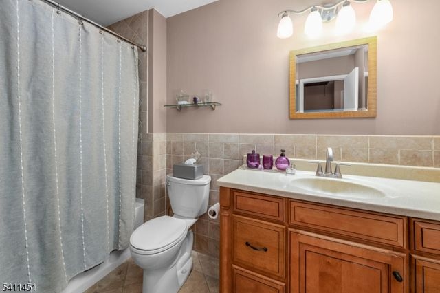 41 Lexington Ln B, West Milford Twp., NJ 07480