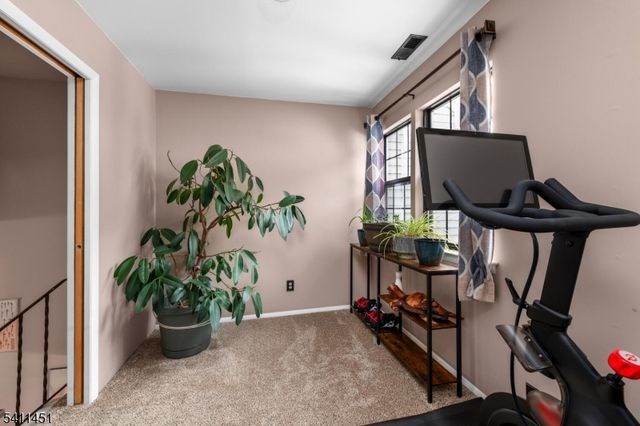 41 Lexington Ln B, West Milford Twp., NJ 07480