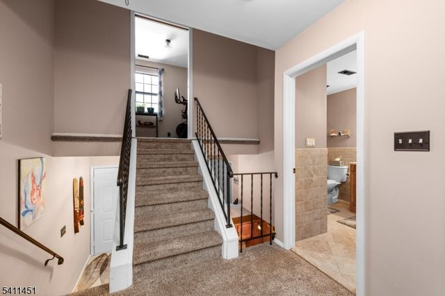 41 Lexington Ln B, West Milford Twp., NJ 07480