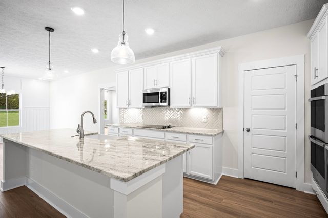 48 Powell Rd, Clarksville, TN 37043