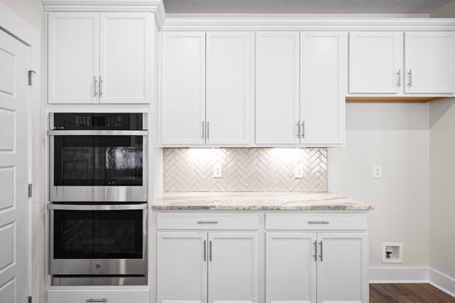 48 Powell Rd, Clarksville, TN 37043