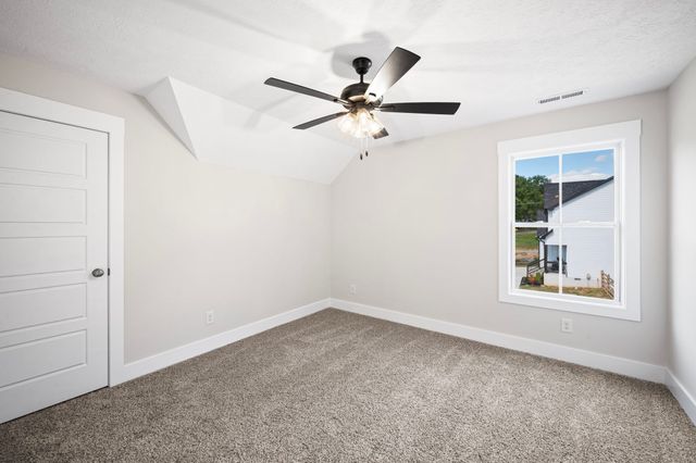 48 Powell Rd, Clarksville, TN 37043