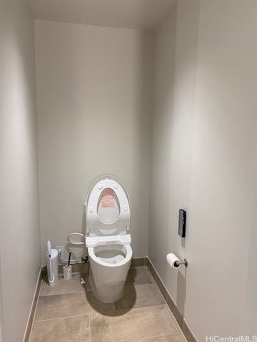 1001 Queen Street 802, Honolulu, HI 96814