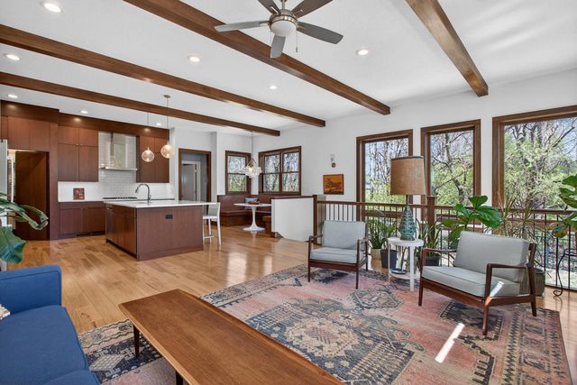 7041 Alvie Lane, Bettendorf, IA 52722