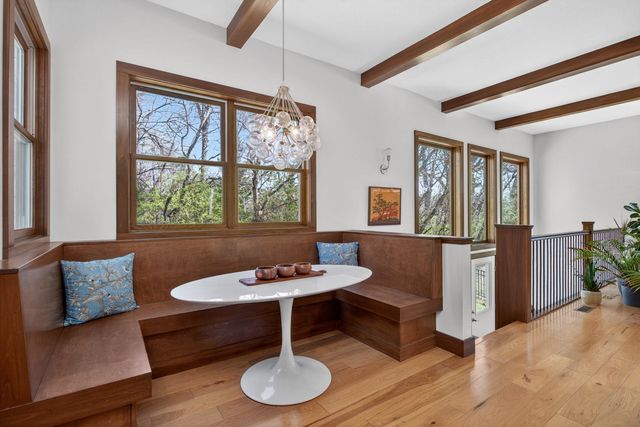 7041 Alvie Lane, Bettendorf, IA 52722