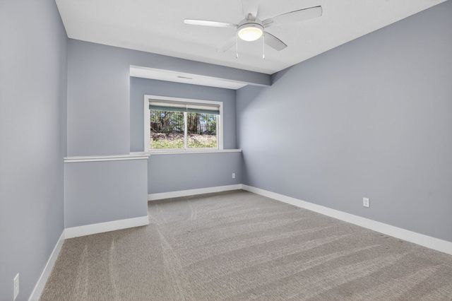 7041 Alvie Lane, Bettendorf, IA 52722