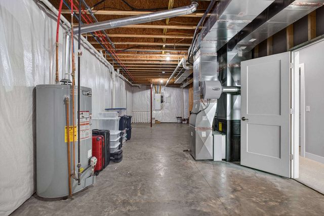 7041 Alvie Lane, Bettendorf, IA 52722