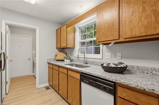 3604 Akers Court, High Point, NC 27263