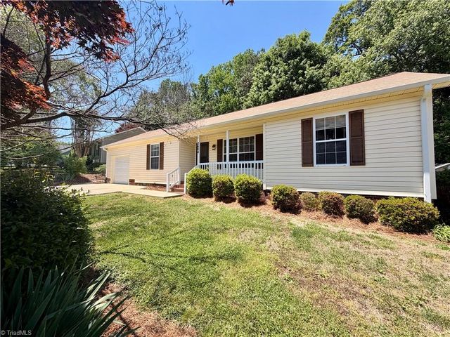 3604 Akers Court, High Point, NC 27263