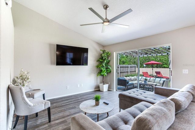 1126 VINETREE DRIVE, Brandon, FL 33510