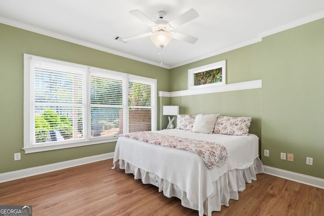 1180 Club Cove Drive, Greensboro, GA 30642