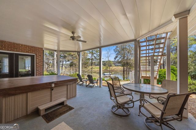 1180 Club Cove Drive, Greensboro, GA 30642