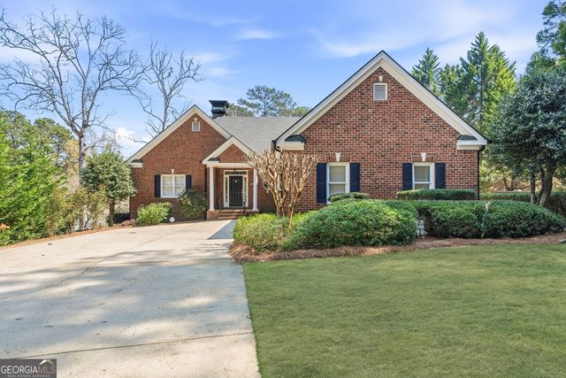 1180 Club Cove Drive, Greensboro, GA 30642