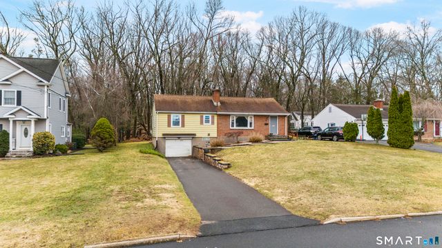 12 Garth Road, Manchester, CT 06042