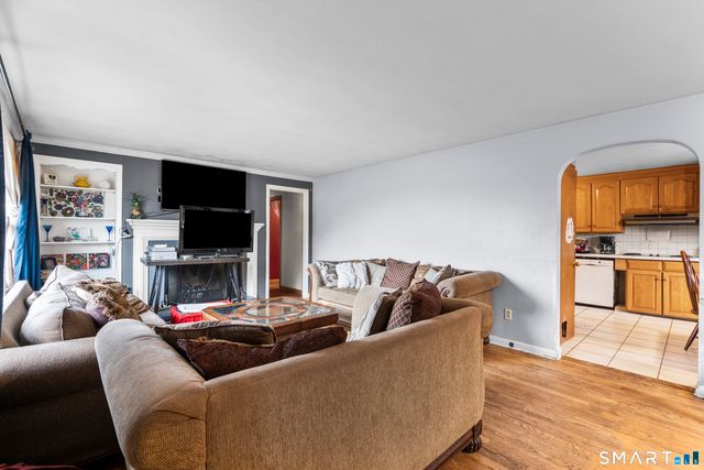 12 Garth Road, Manchester, CT 06042