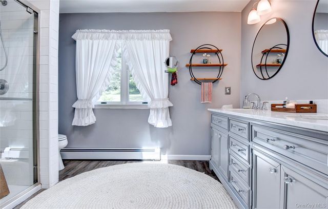 24 Valley View Circle, Warwick, NY 10990