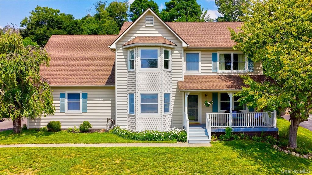 24 Valley View Circle, Warwick, NY 10990